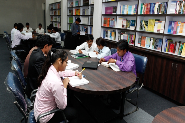 https://cache.careers360.mobi/media/colleges/social-media/media-gallery/16728/2019/5/7/Library of Noble Institute of Management and Technology Lucknow_Library.jpg